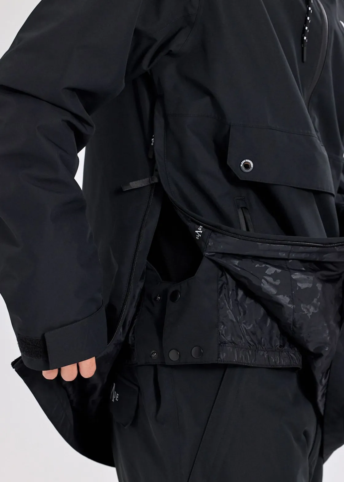 Sale Slade Aspen Shell Anorak Black