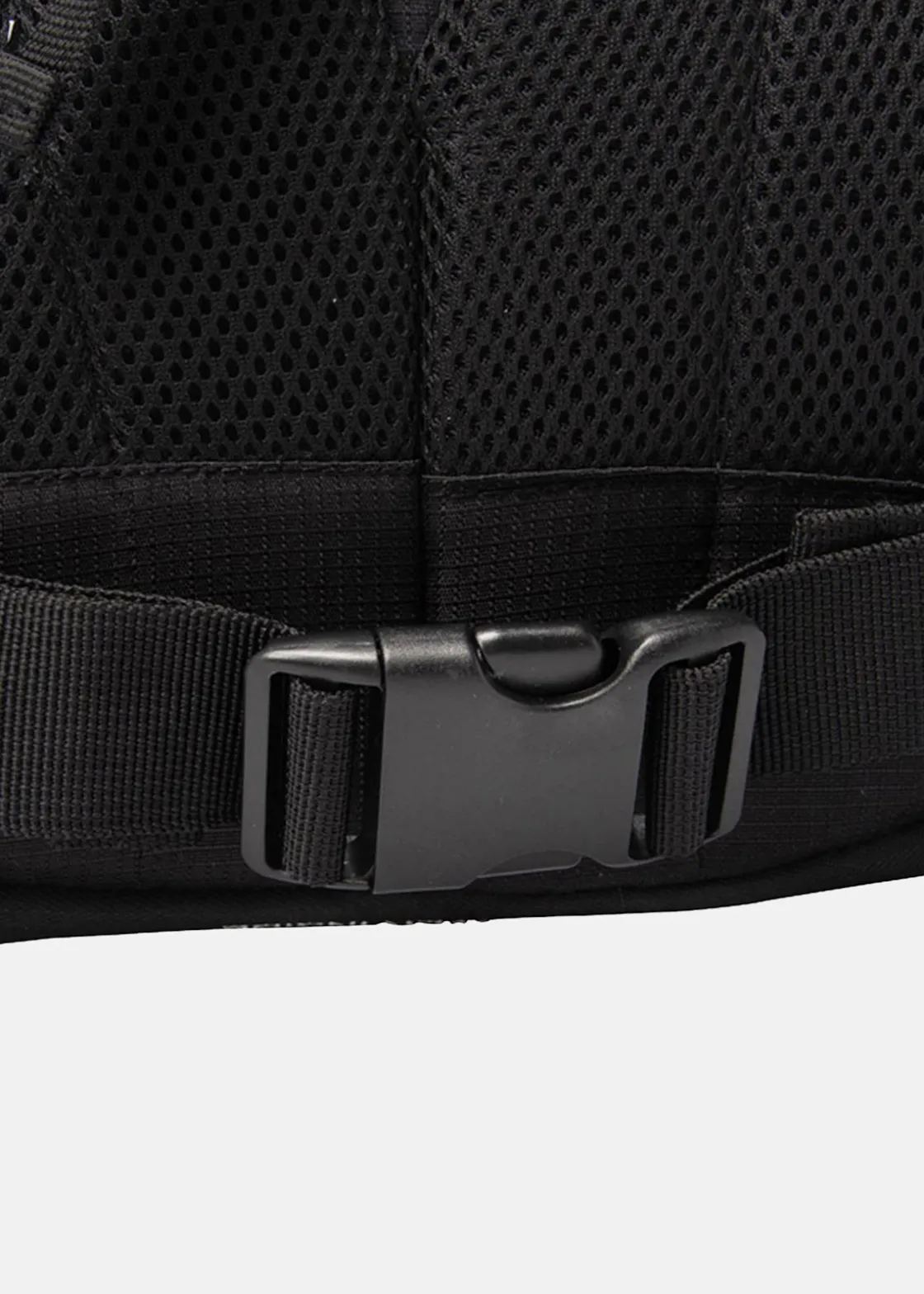 Best Swedemount Columbus 30L Black