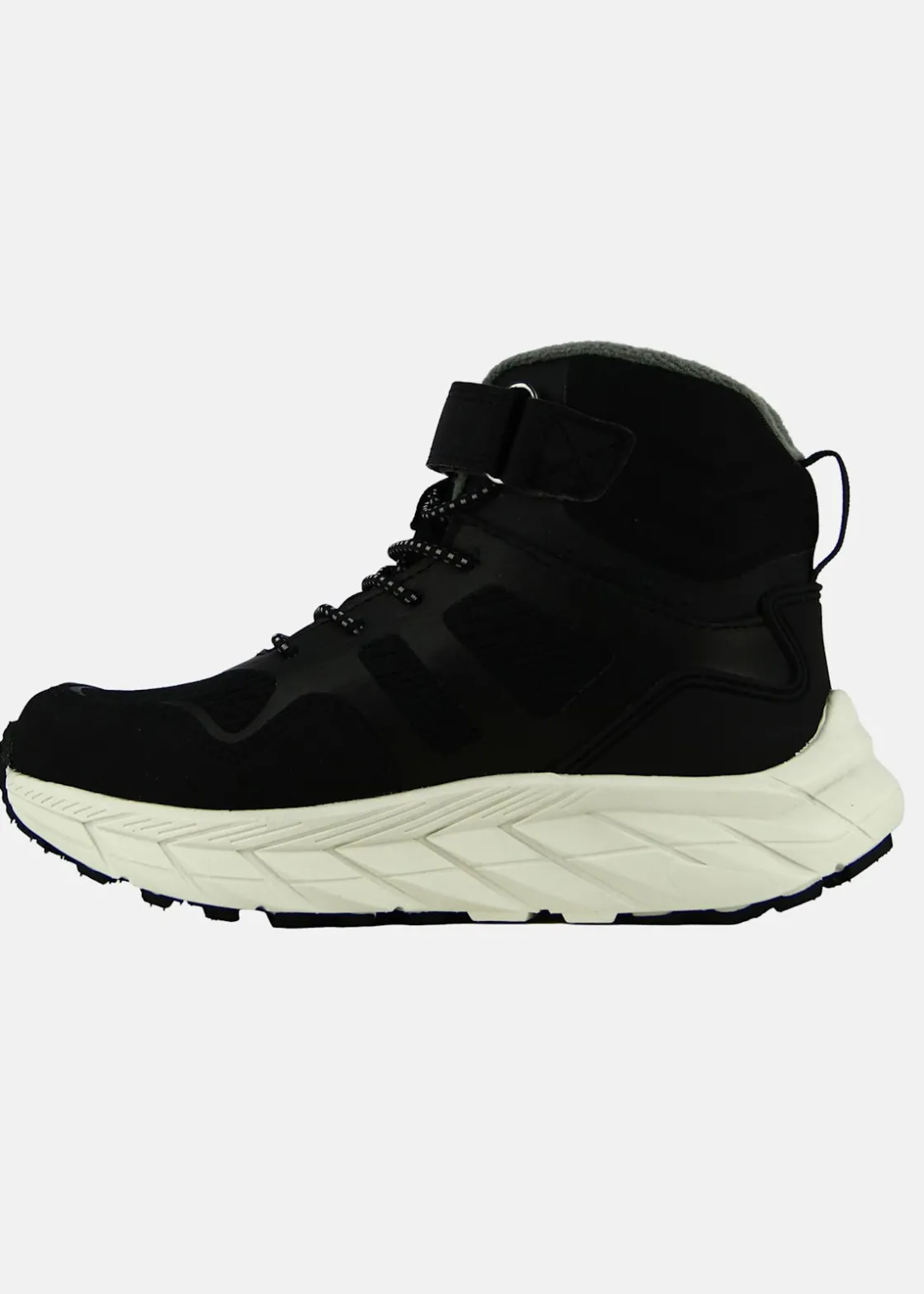 Online Leaf Karlstad Black