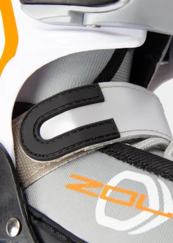 Hot Zolo Skridsko, Pojk