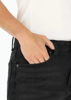 Hot Lee ULC STRAIGHT BLACK