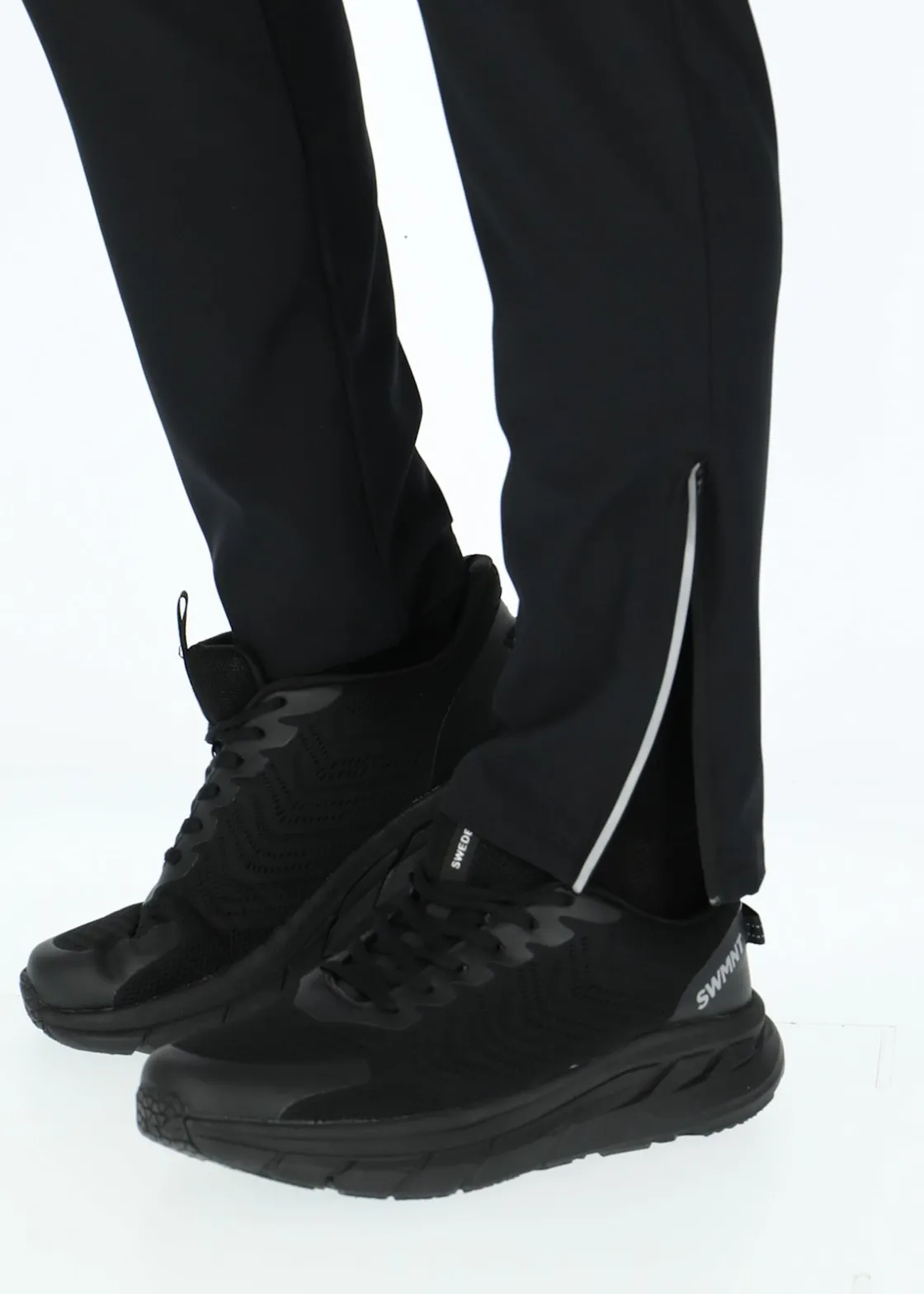 Swedemount Ultra Light Training Pants Black