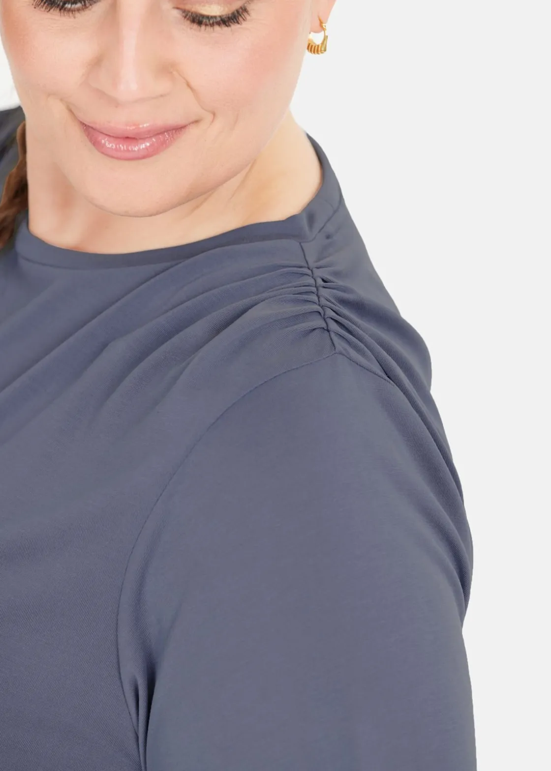 Clearance Q-collection Zamilla W Loose Fit S/S Tee Folkstone Gray